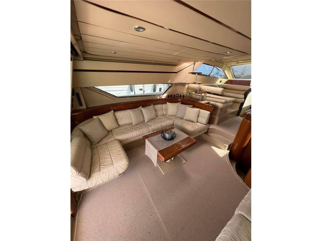 Ferretti 165