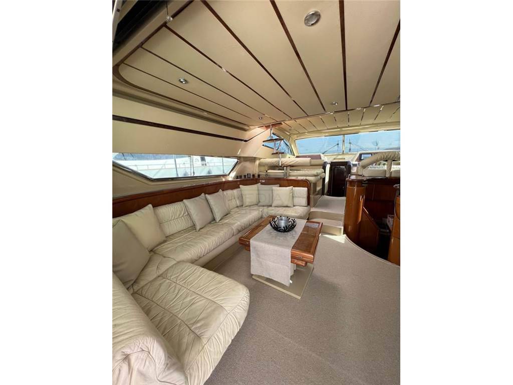 Ferretti 165