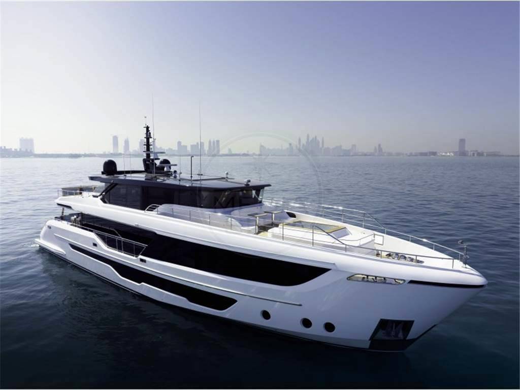 Gulf craft Majesty 111