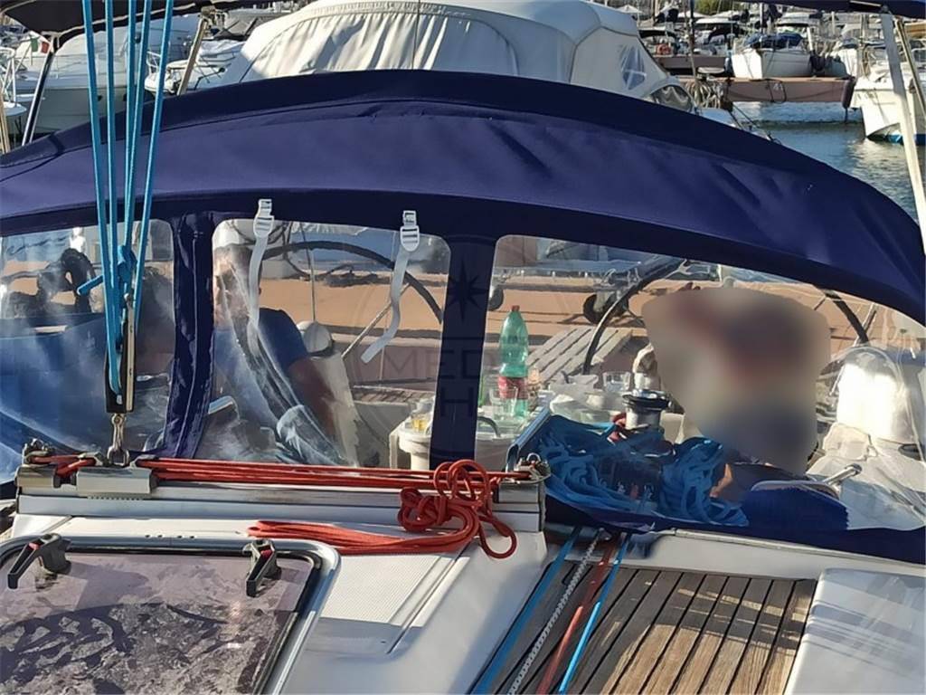 Bavaria 44