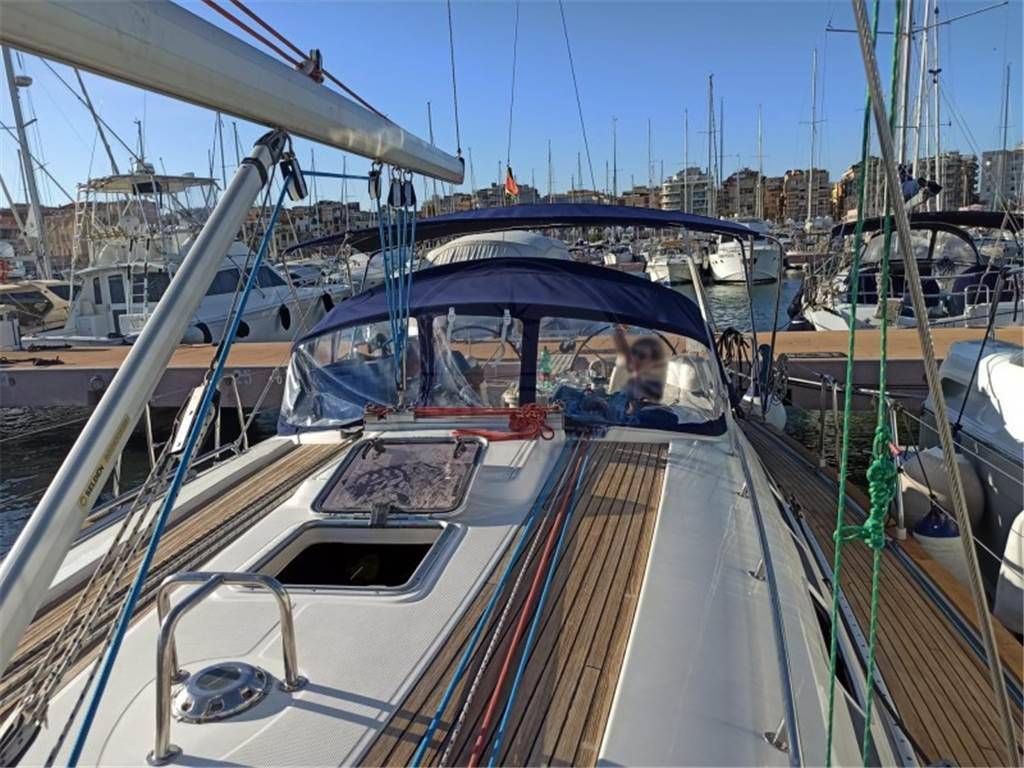 Bavaria 44
