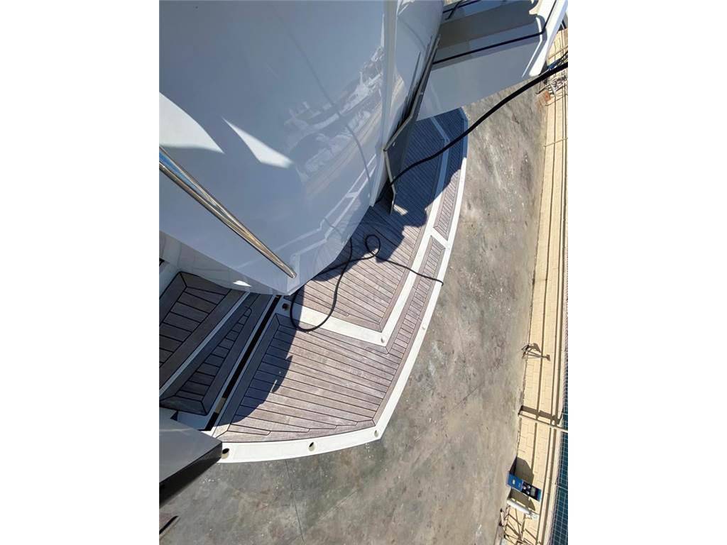 Sunseeker 64 predator