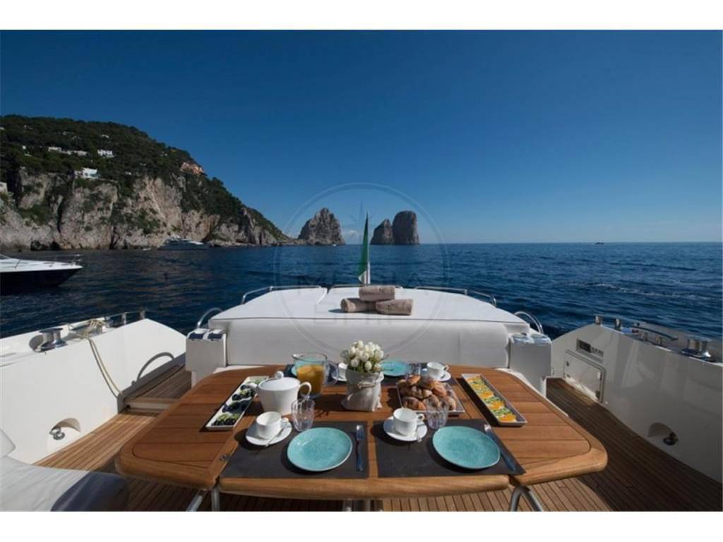 Sunseeker 64 predator
