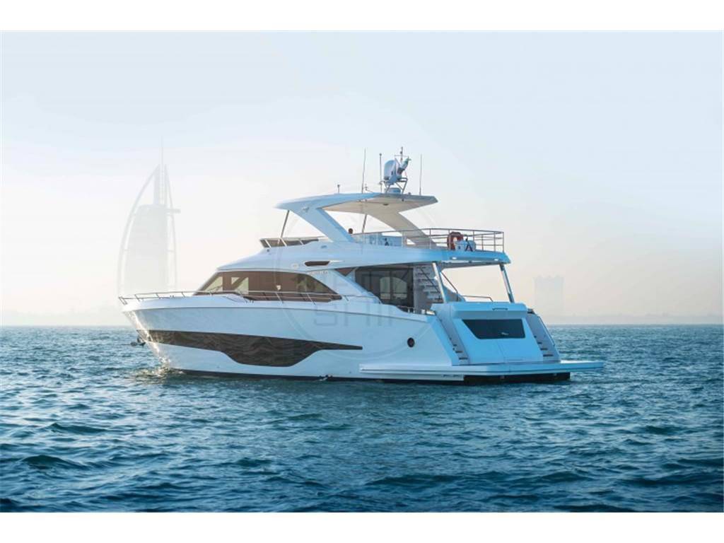 Gulf craft Majesty 72