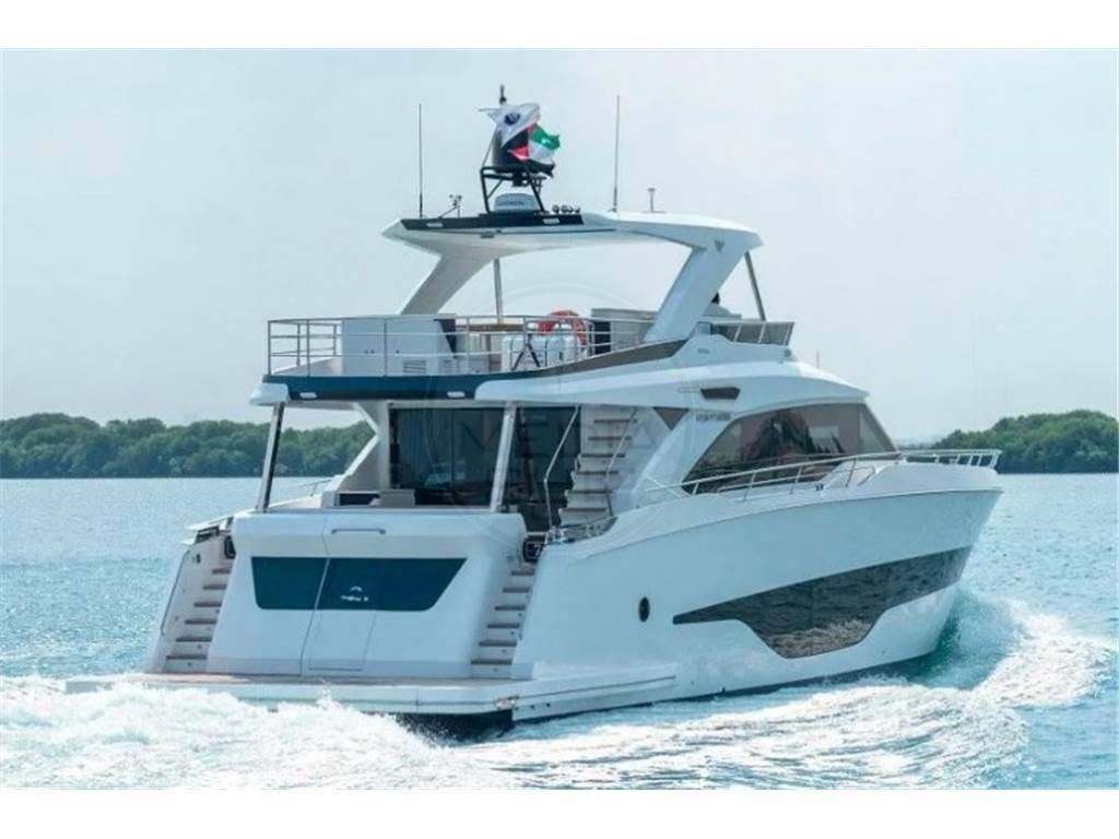 Gulf craft Majesty 72