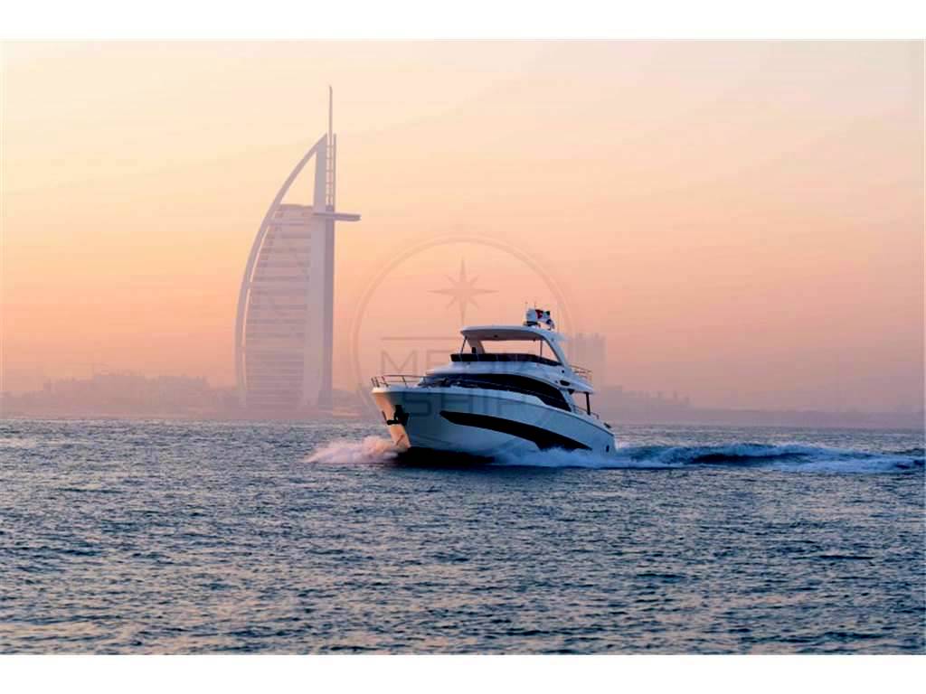 Gulf craft Majesty 72