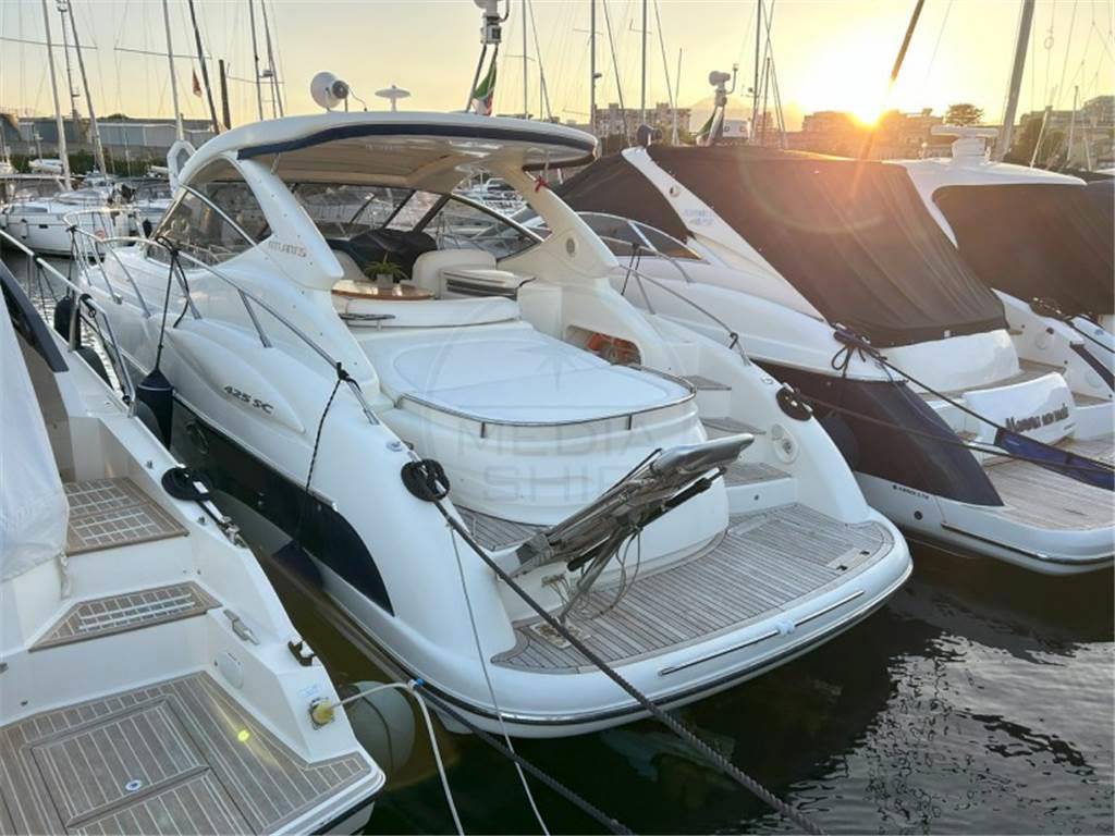Gobbi Atlantis 425 sc ht