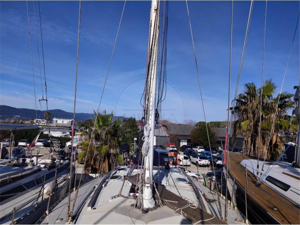 Comar Comet 12