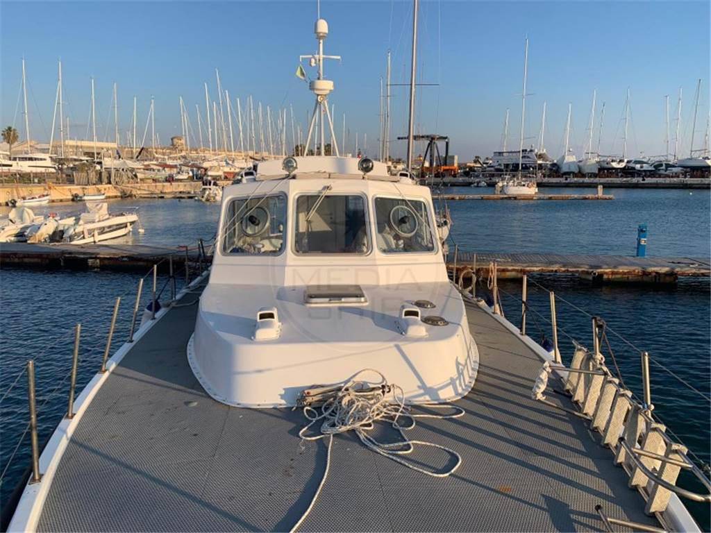 Intermarine V 50