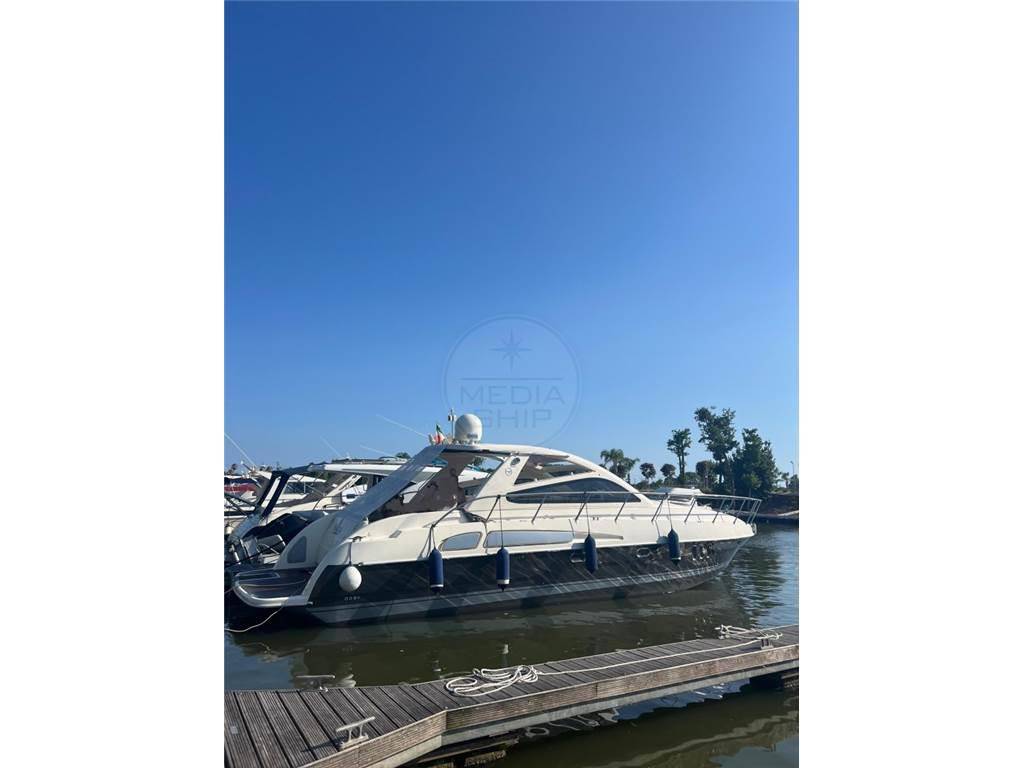 Airon marine 4300 t-top