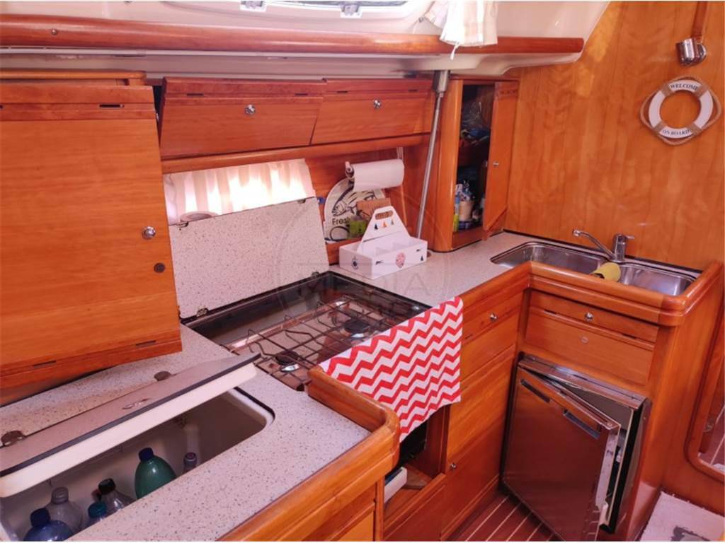 Bavaria 42 cruiser