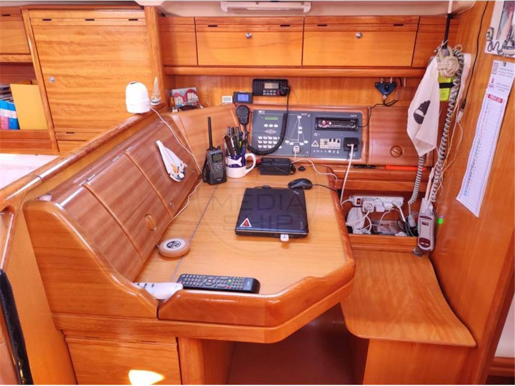 Bavaria 42 cruiser