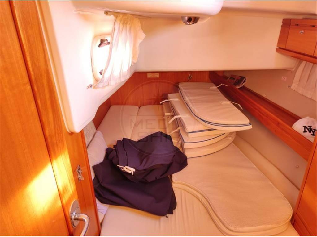 Bavaria 42 cruiser