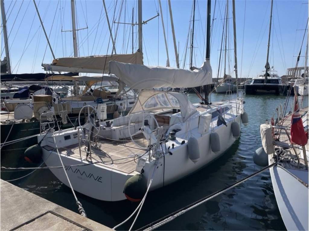 Solaris yachts Solaris 44