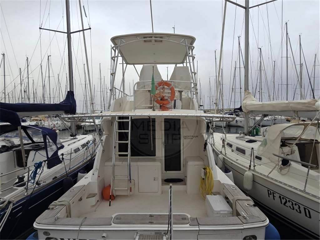 Bertram yachts Bertram 390 convertible