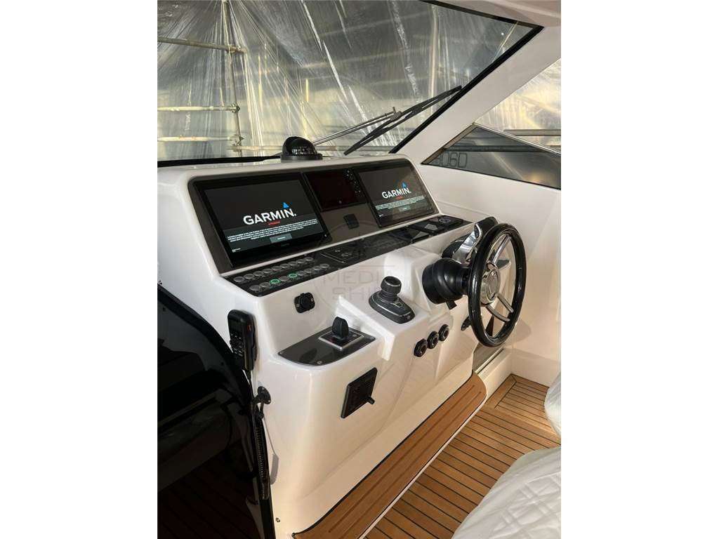 Austin parker Ibiza 44