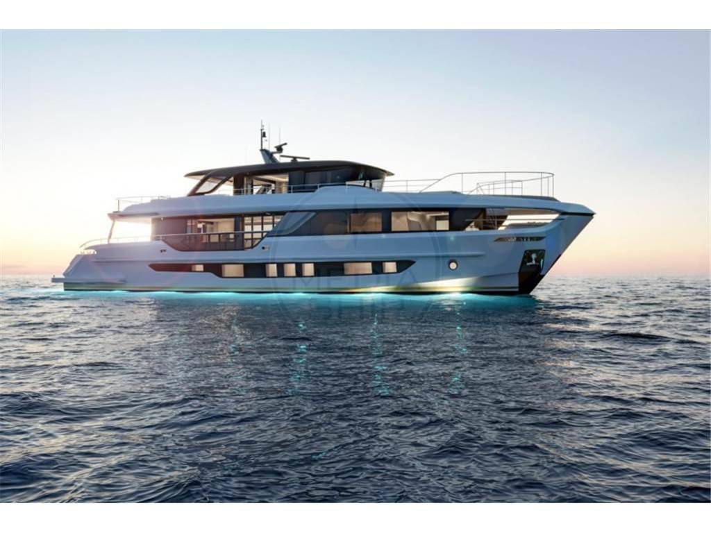 Gulf craft Majesty 100 terrace