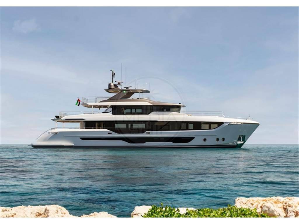 Gulf craft Majesty 112