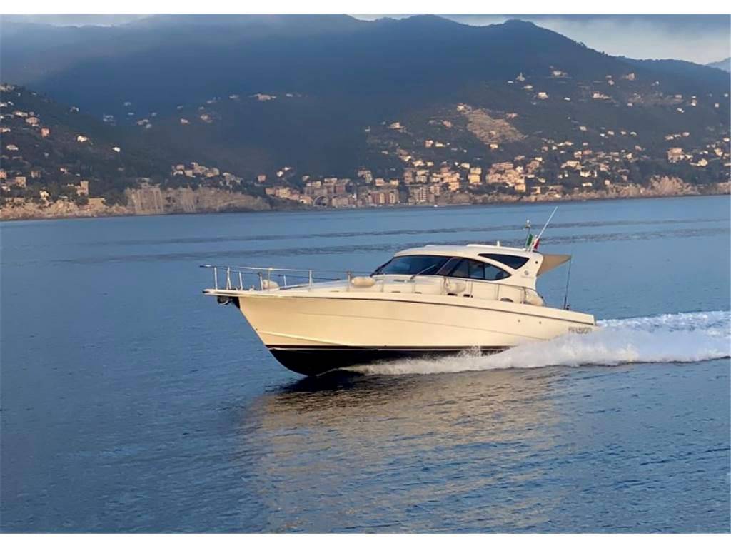 Cayman 43