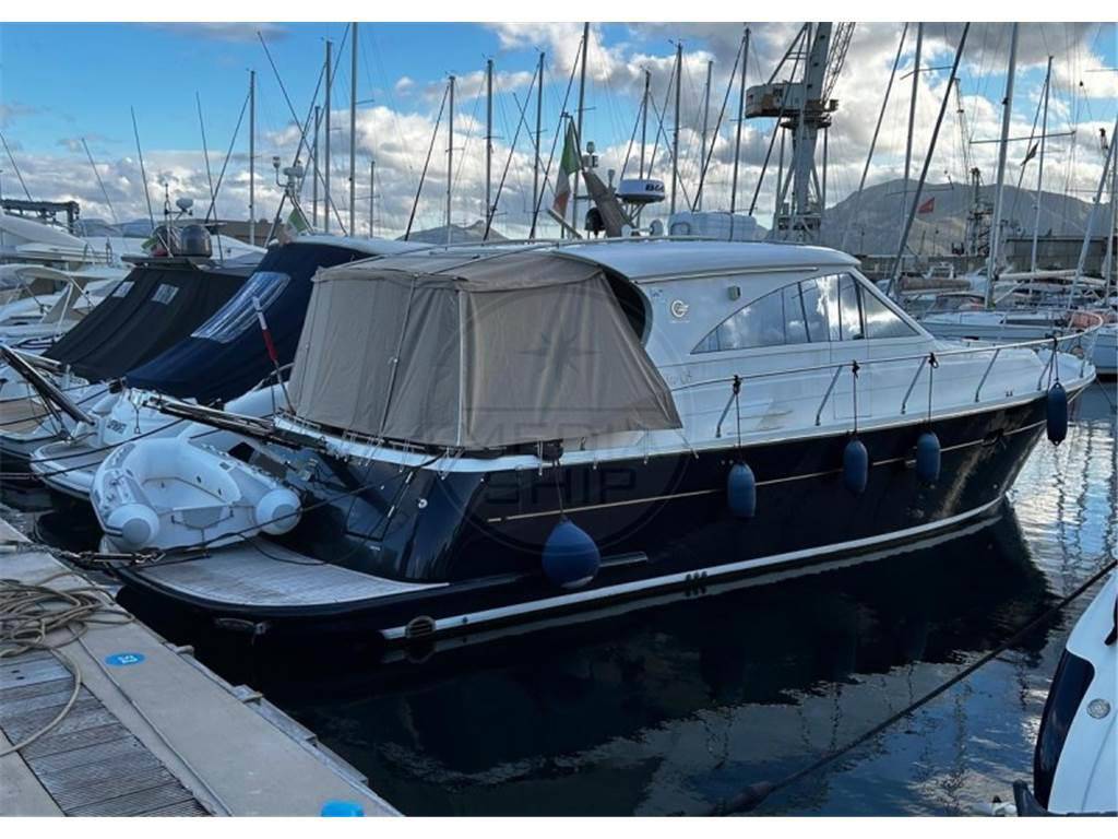Cantieri estensi Goldstar 440s