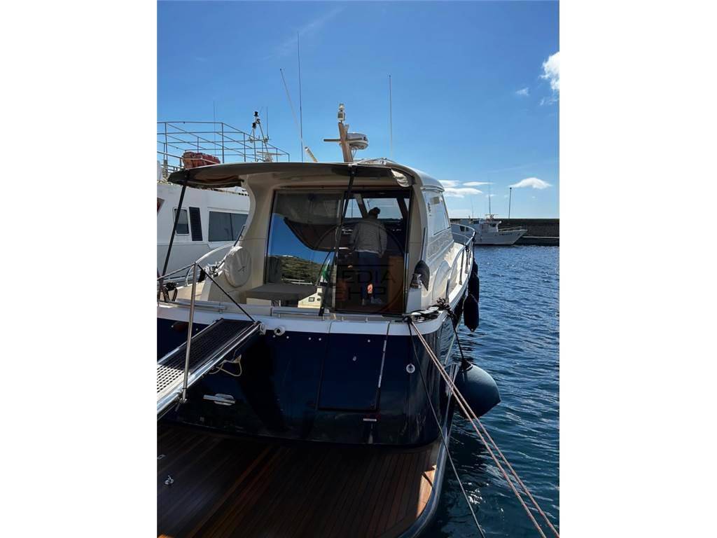 Cantieri estensi Goldstar 440s
