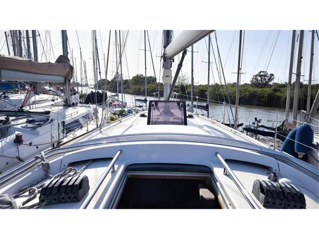 Salona 44
