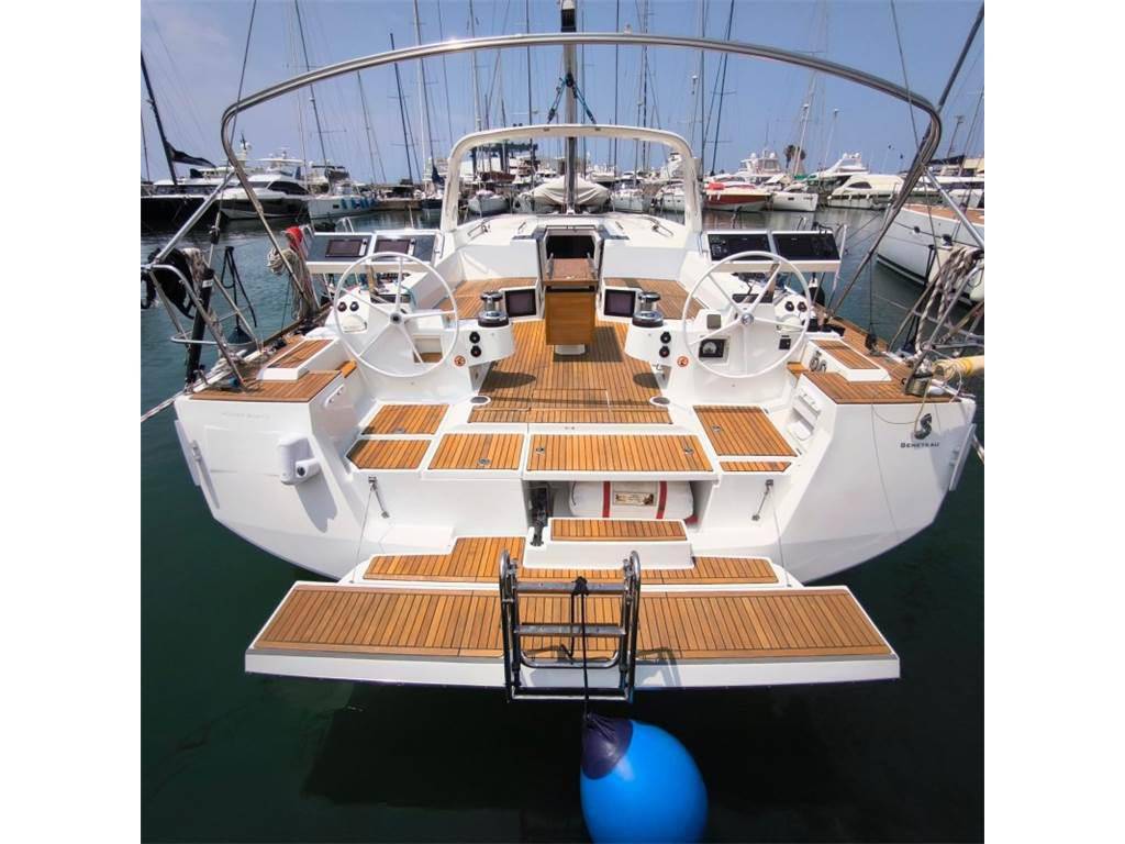 Beneteau Oceanis 55