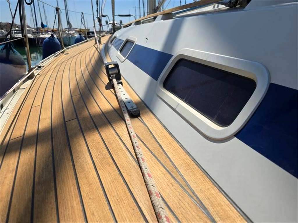 Comar Comet 38'