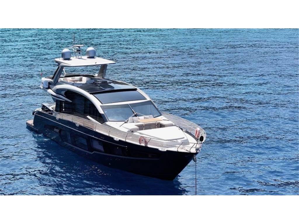 Galeon yacht Galeon 700 skydeck