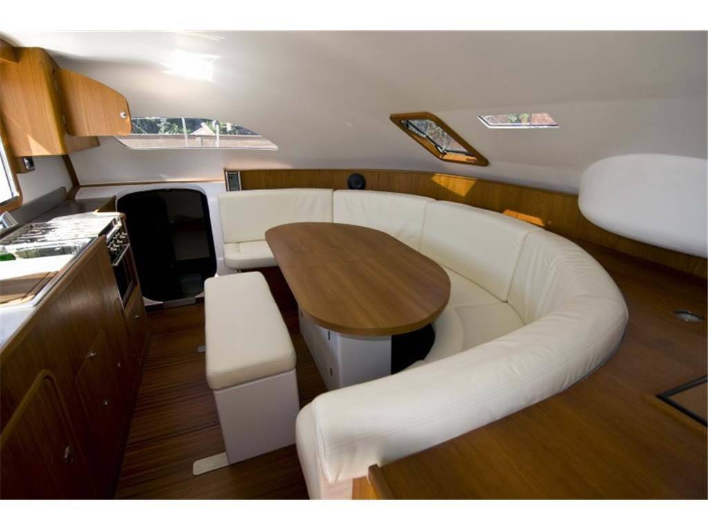 Latini Cat 43