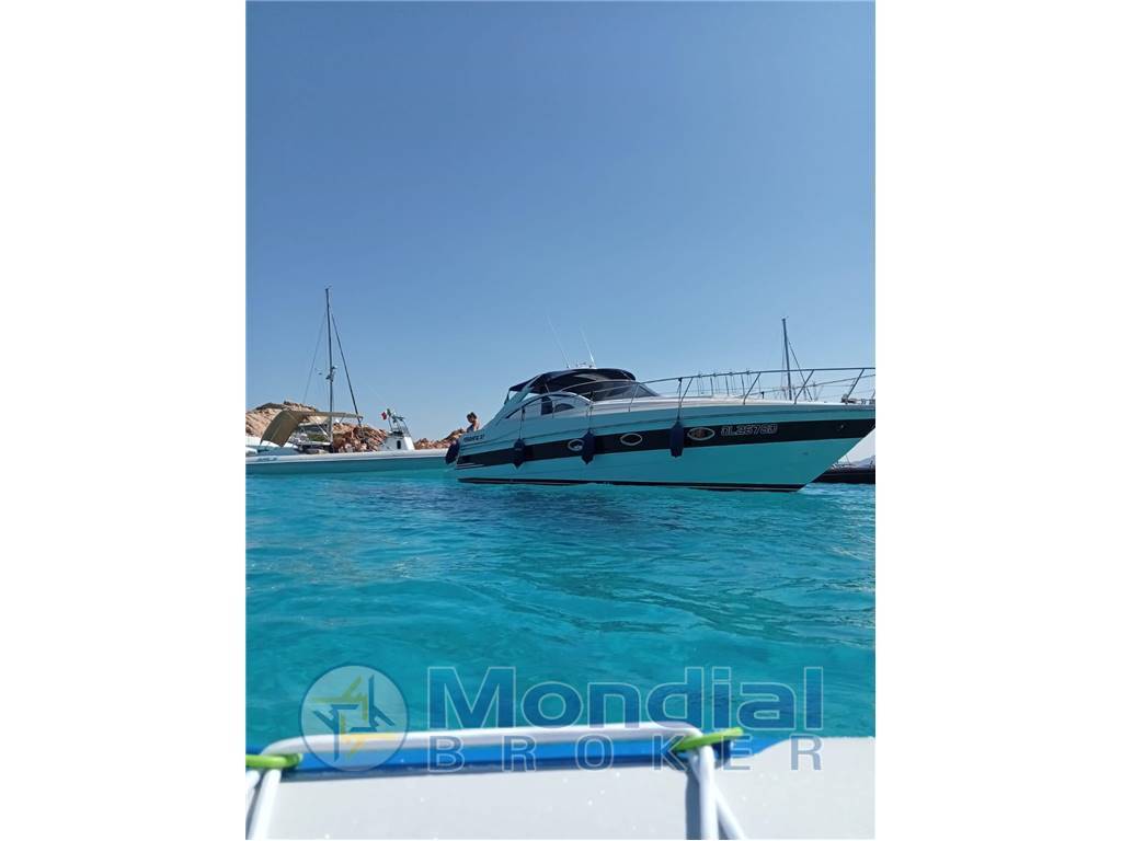 Pershing 37