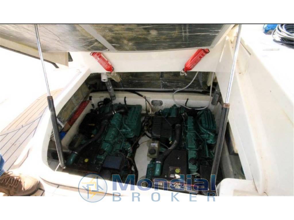 Sealine 360 ambassador