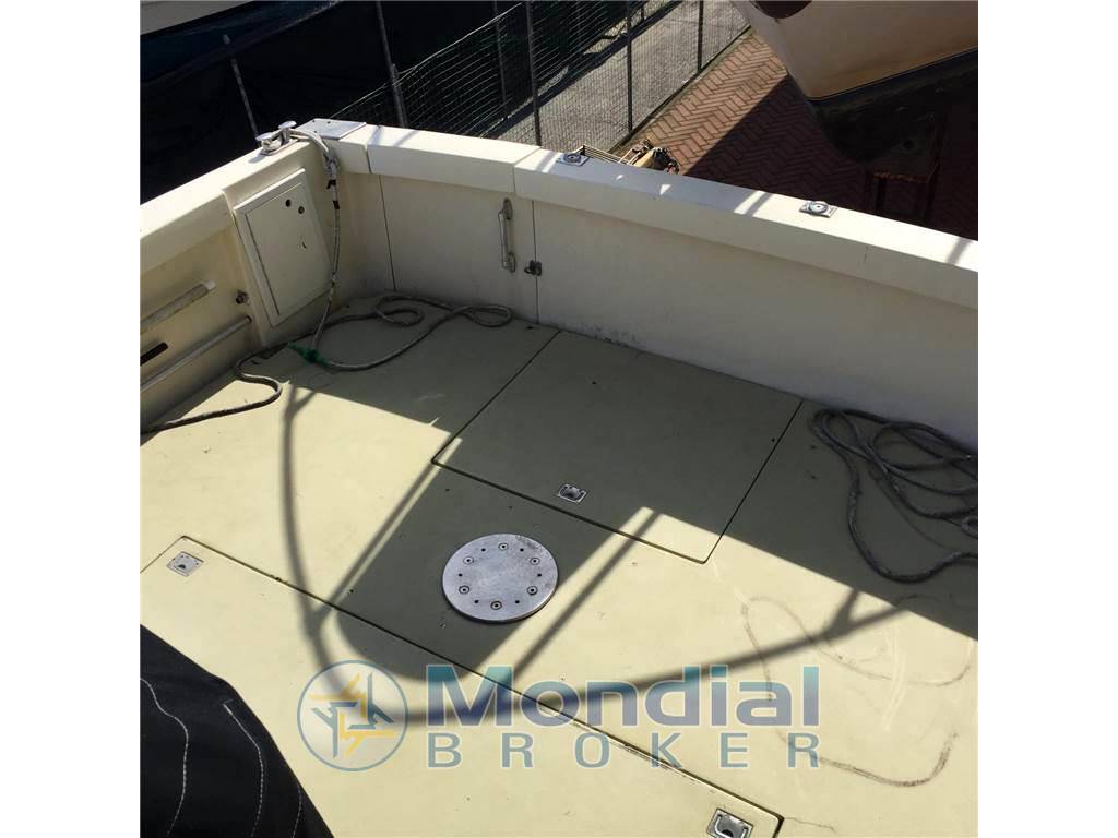 Robalo 26 cavin walkaround