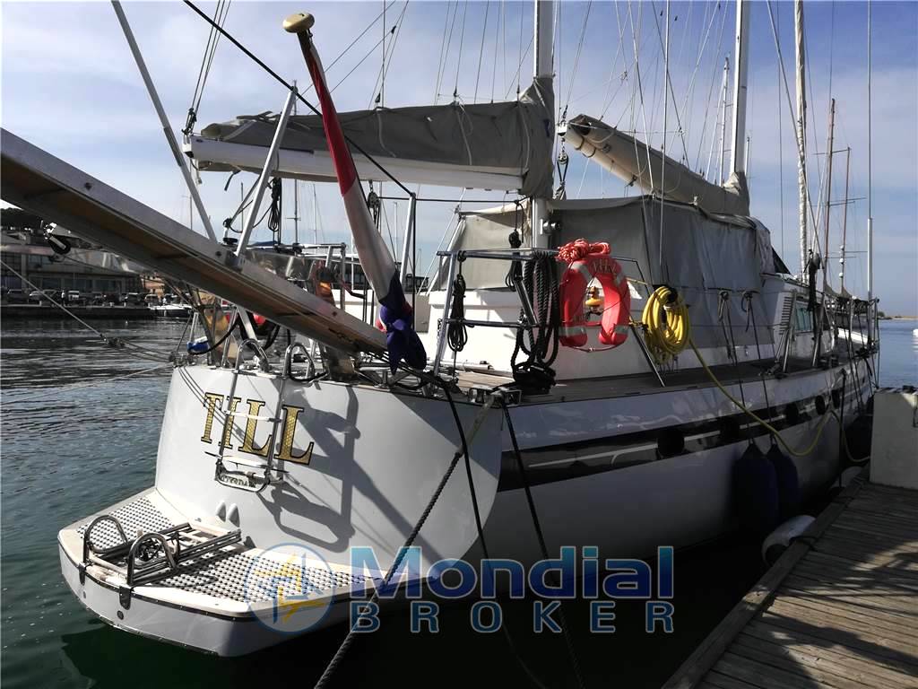 Benetti sailing division Motoveliero