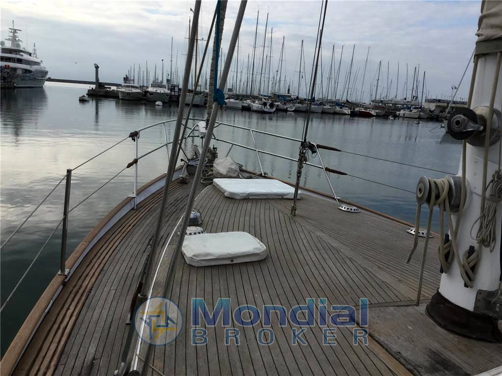 Benetti sail division Motoveliero