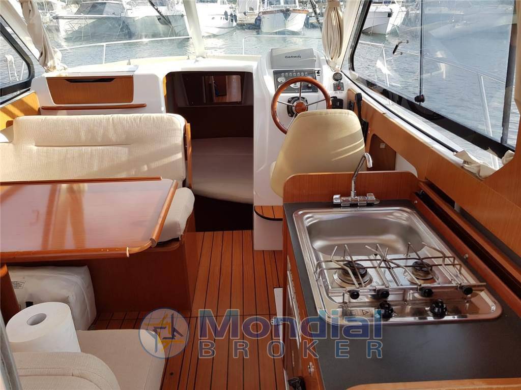 Beneteau 8 s