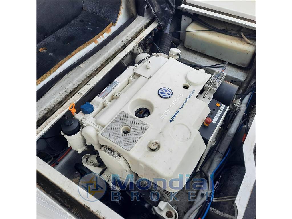 Arvor 230 as