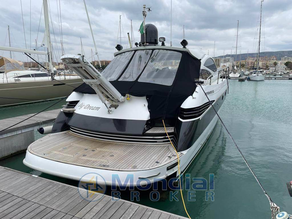 Pershing 50'