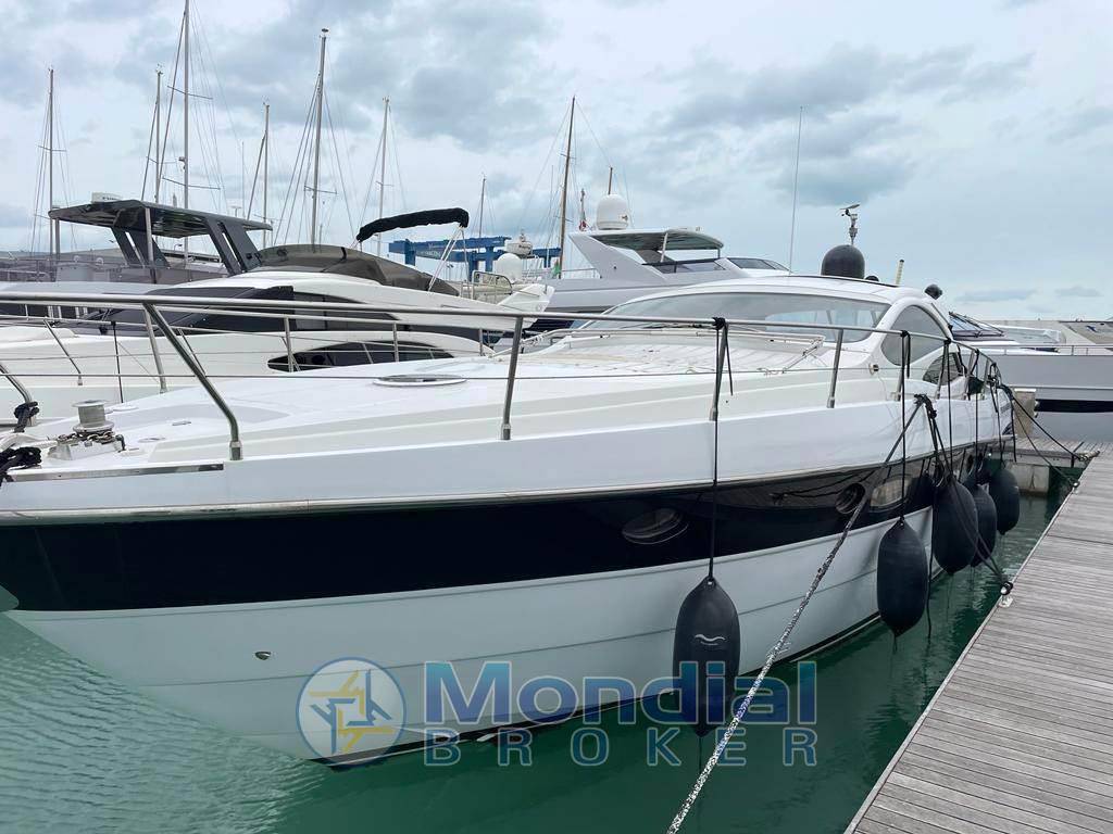 Pershing 50'