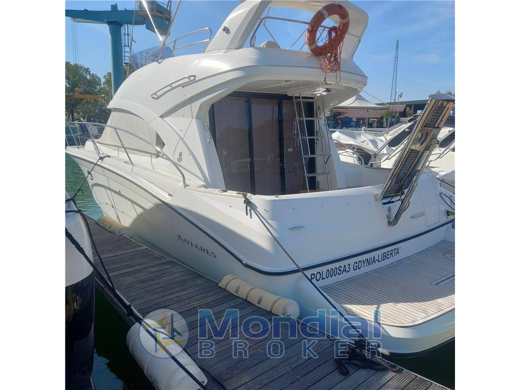 Beneteau Antares 11
