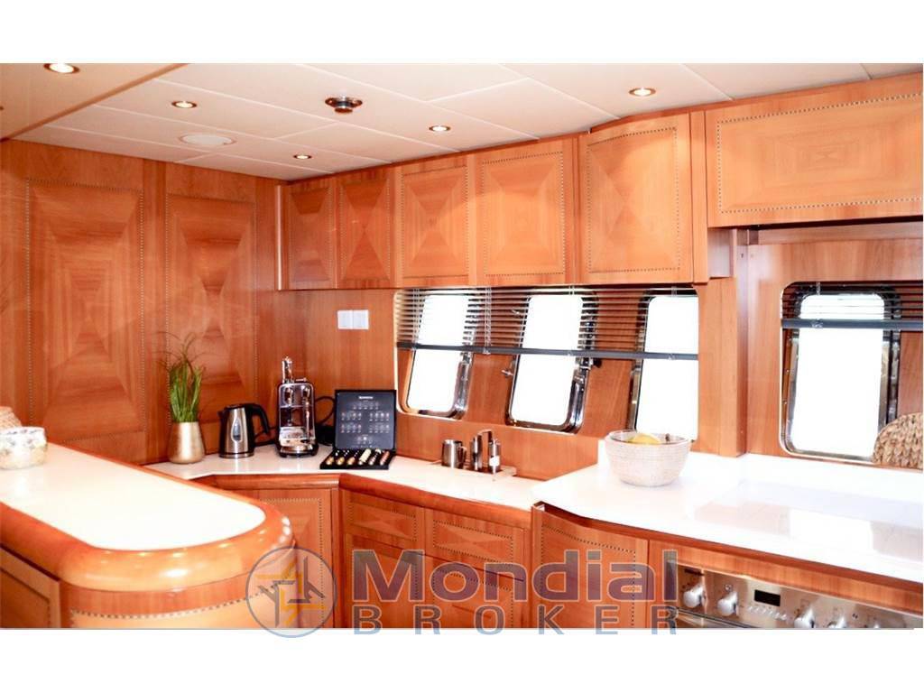 Overmarine Mangusta 72 open