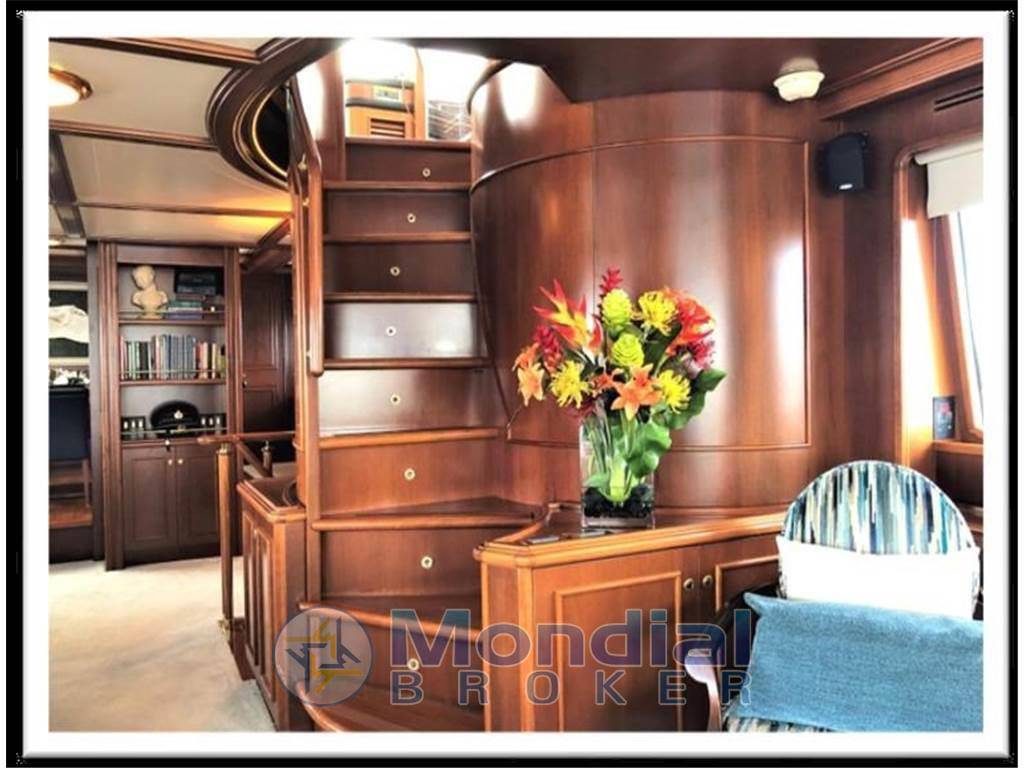Custom line Navetta 27