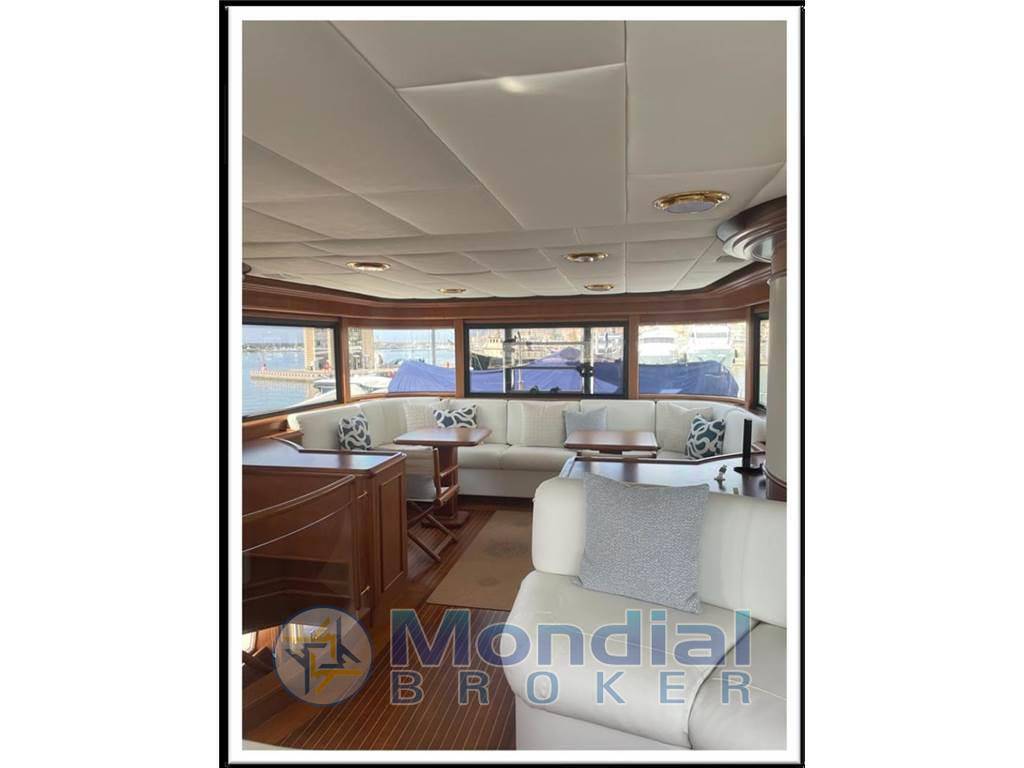 Custom line Navetta 27
