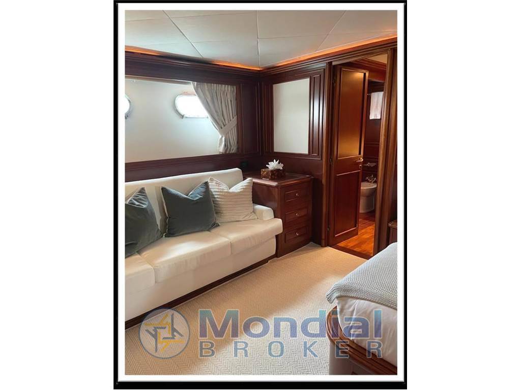 Custom line Navetta 27