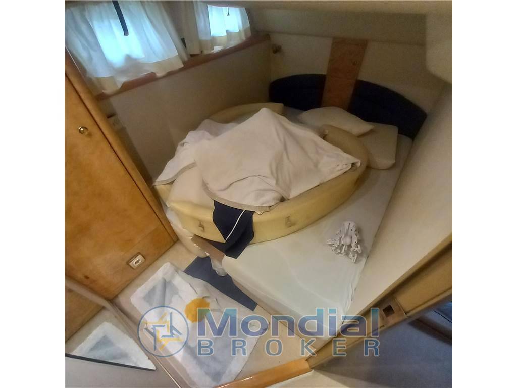 Princess yachts 440 fly