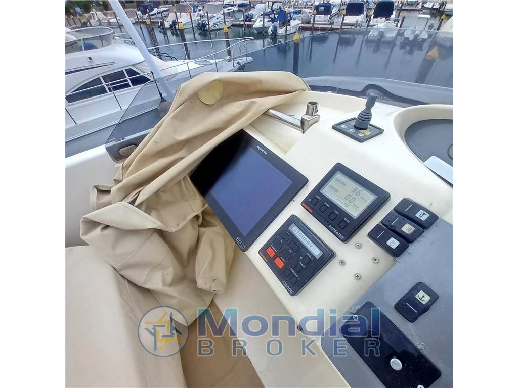 Princess yachts 440 fly