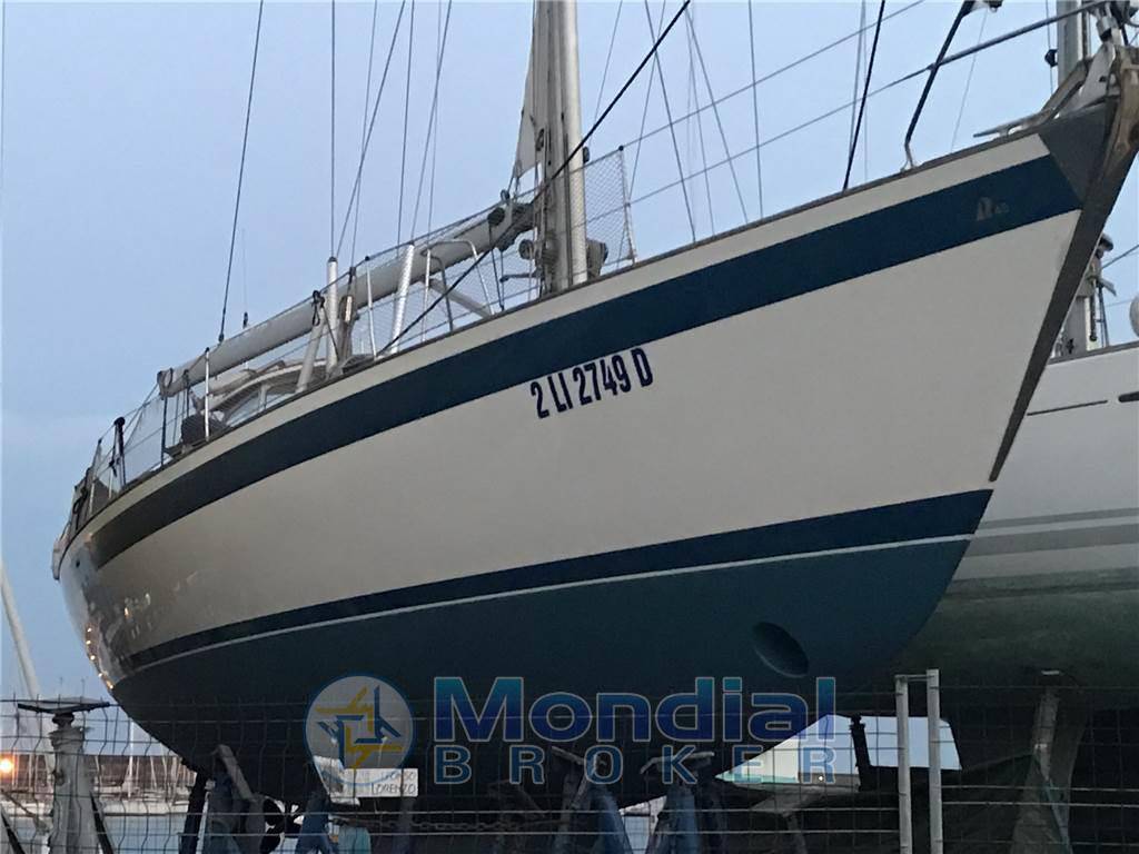 Hallberg rassy Hr 45