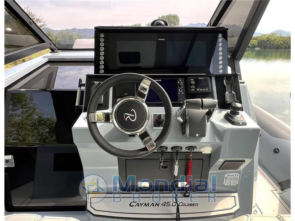 Ranieri cantiere Cayman 45