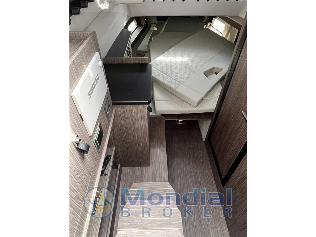 Ranieri cantiere Cayman 45