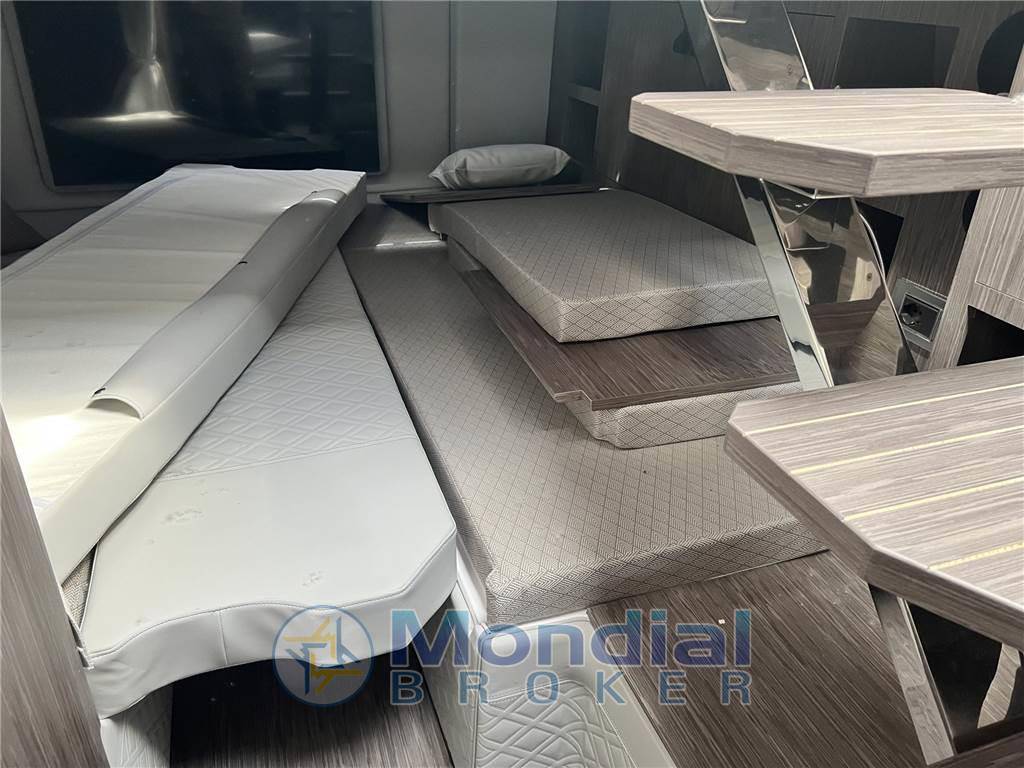 Ranieri cantiere Cayman 45